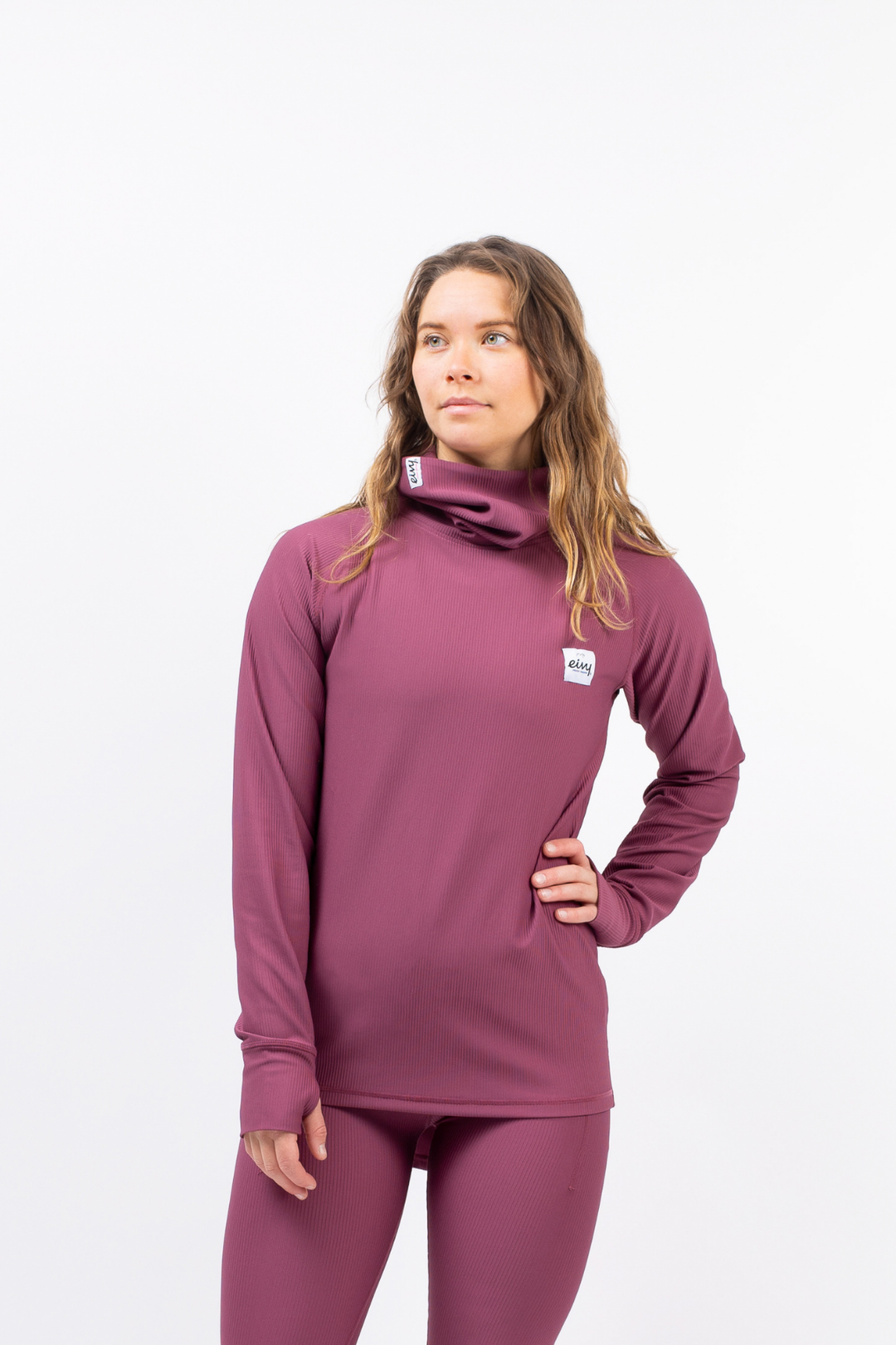 TOP ACANALADO CON POLAINAS ICECOLD