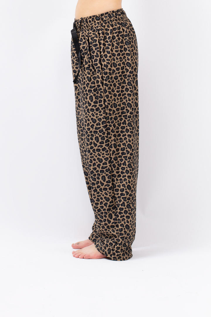 VERSA TRAVEL PANTS