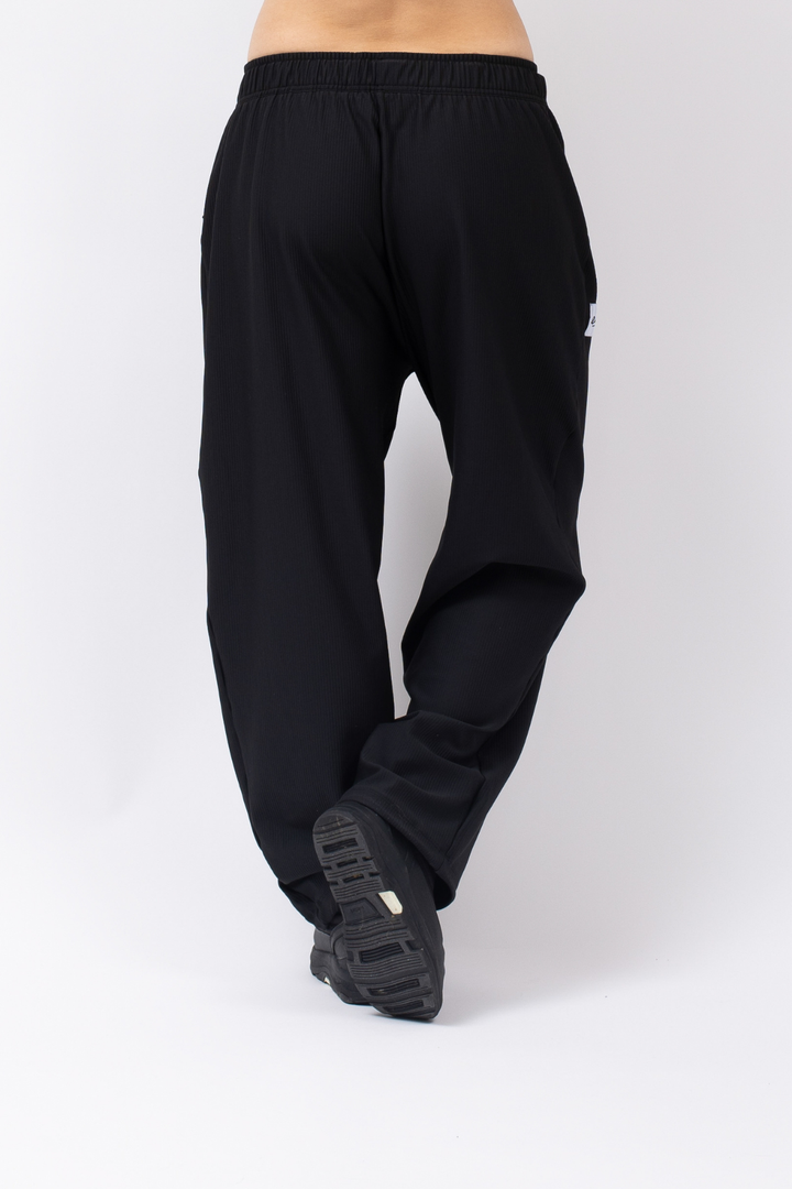 VERSA TRAVEL RIB PANTS