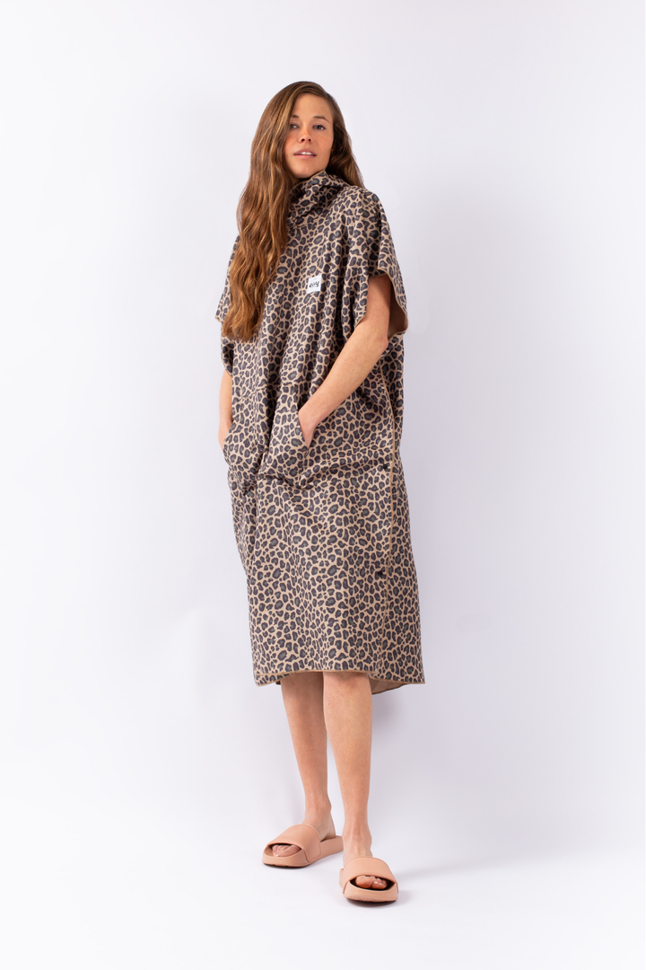 PACKABLE CHANGING ROBE