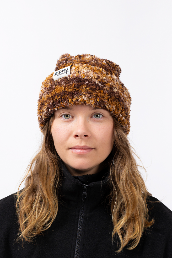 BOUCLE KNIT BEANIE