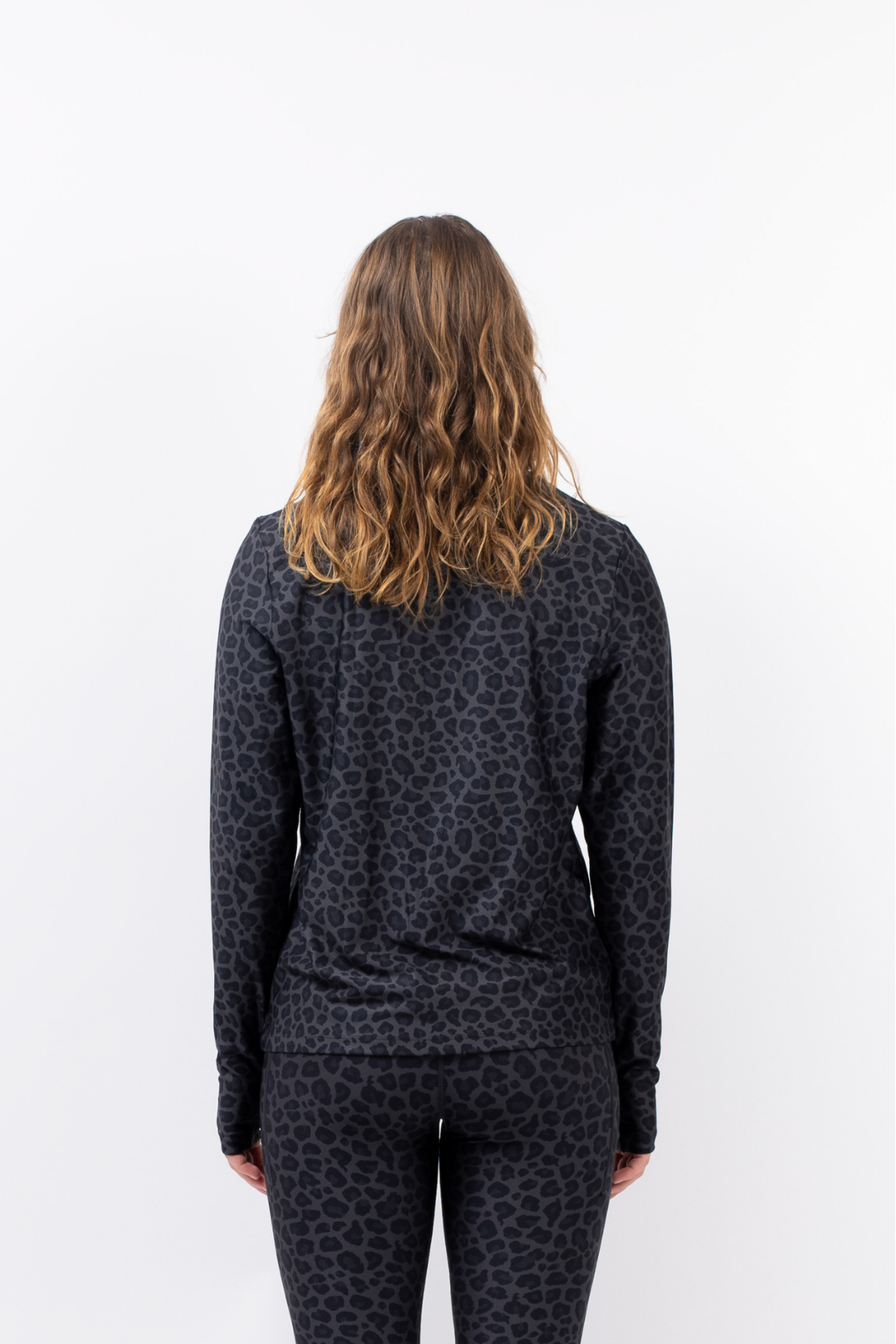 VERSA LOOSE FIT TOP