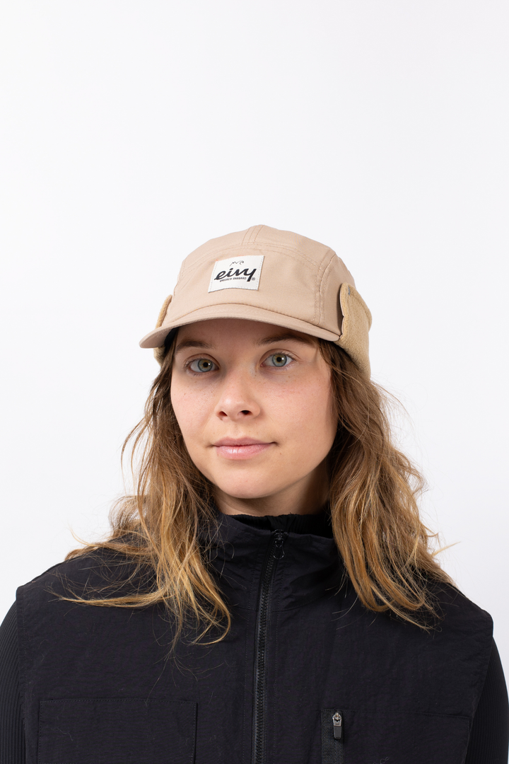 LIGHT MOUNTAIN CAP