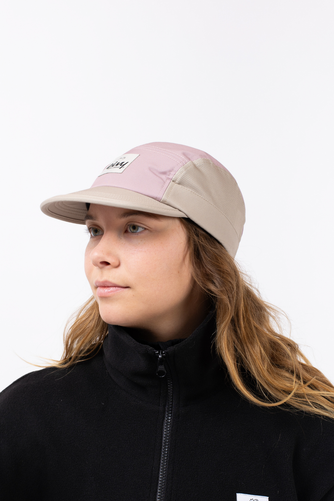 LIGHT STOW CAP