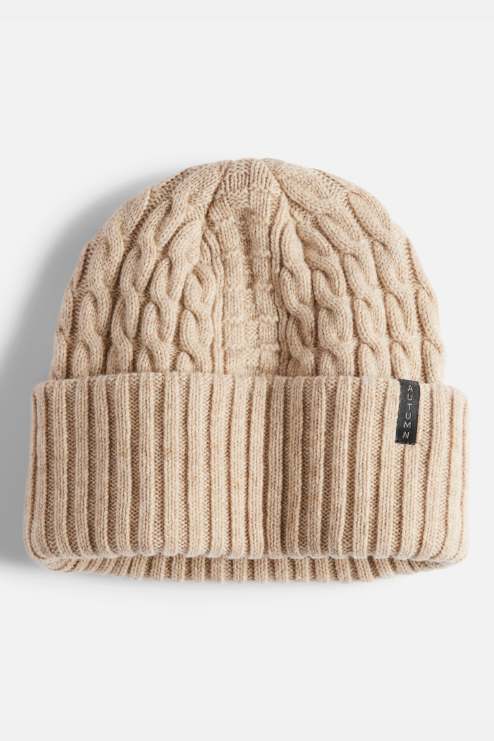 CABLE KNIT