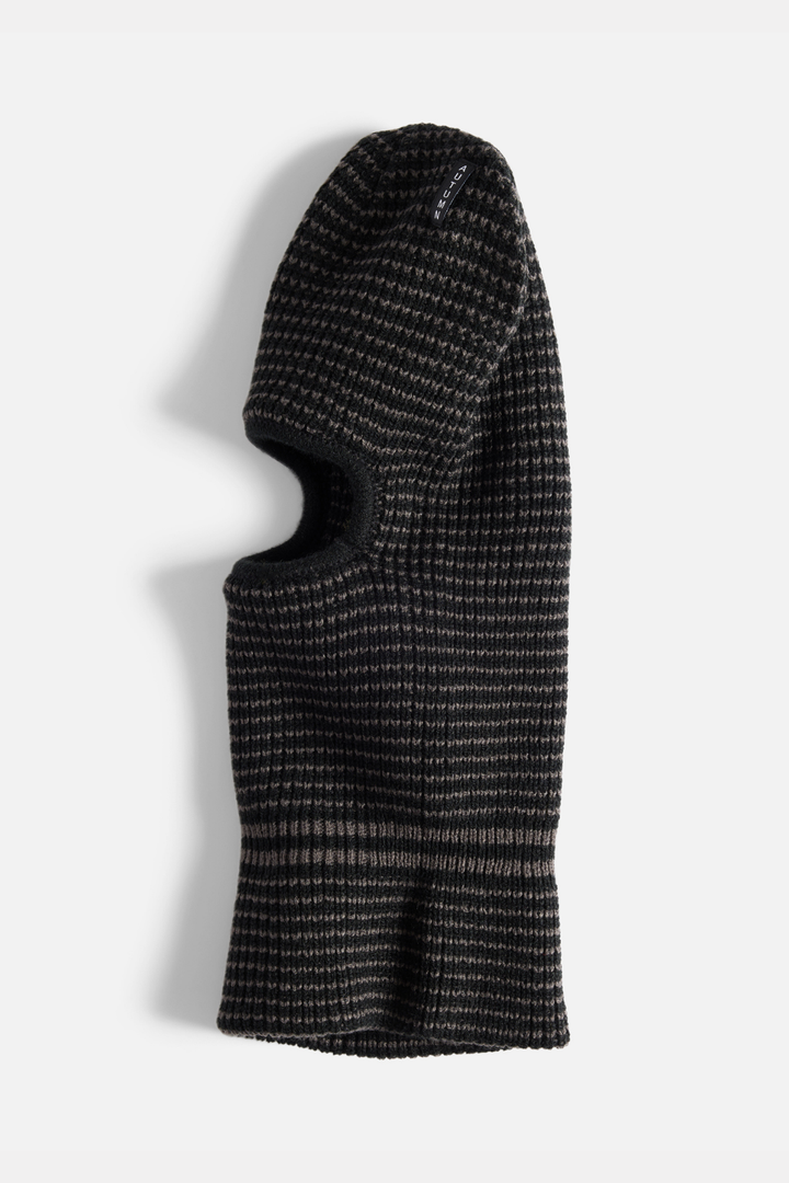 STRIPED MASK