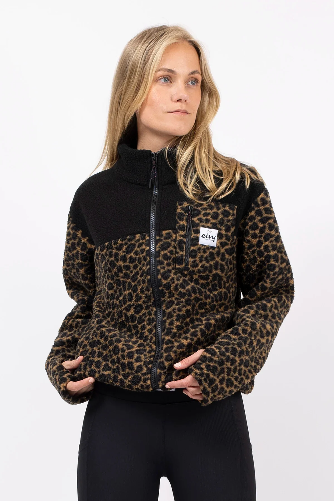 VERSA SHERPA JACKET