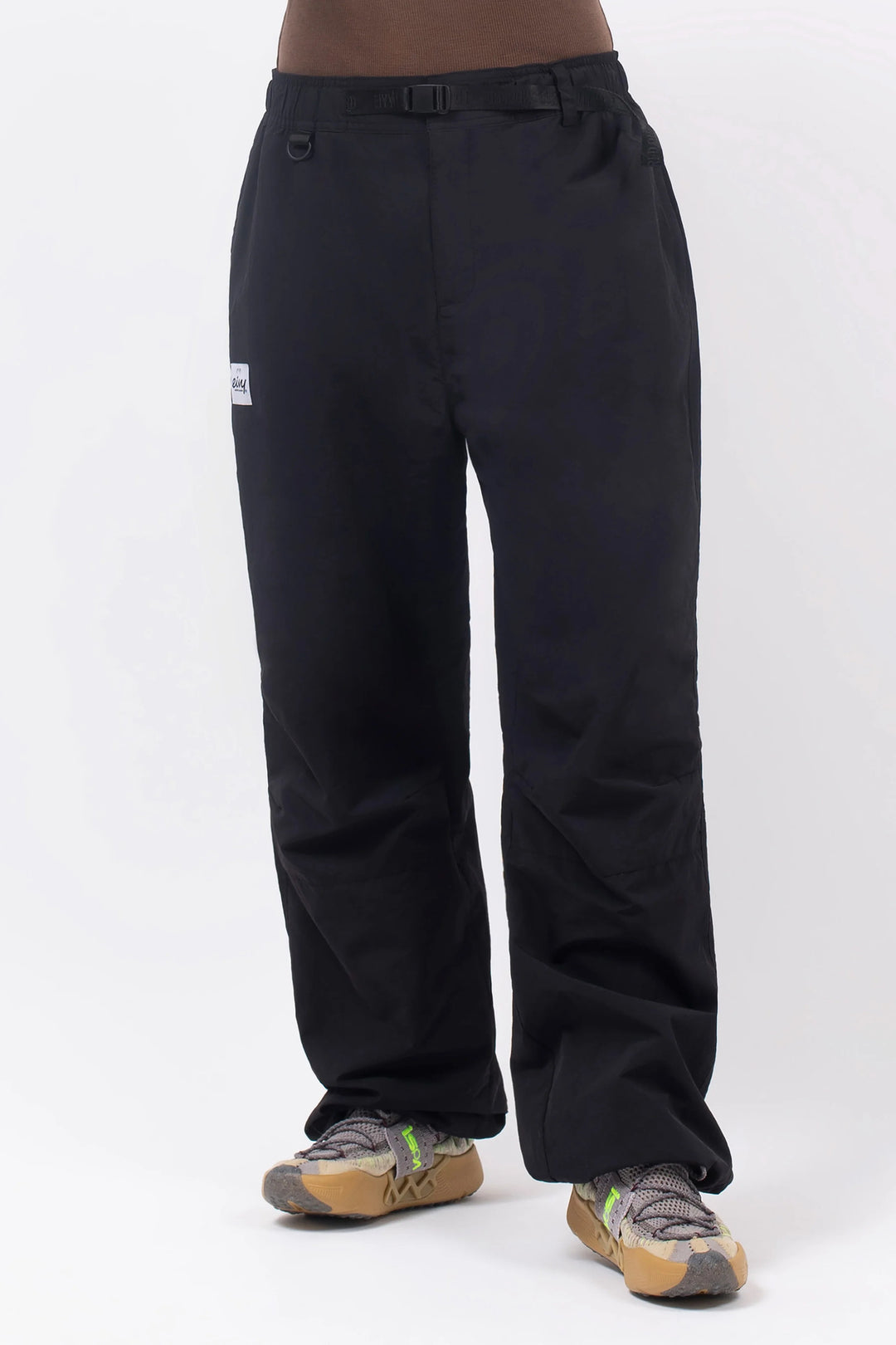 OVERSIZED OUTDOOR PANTS
