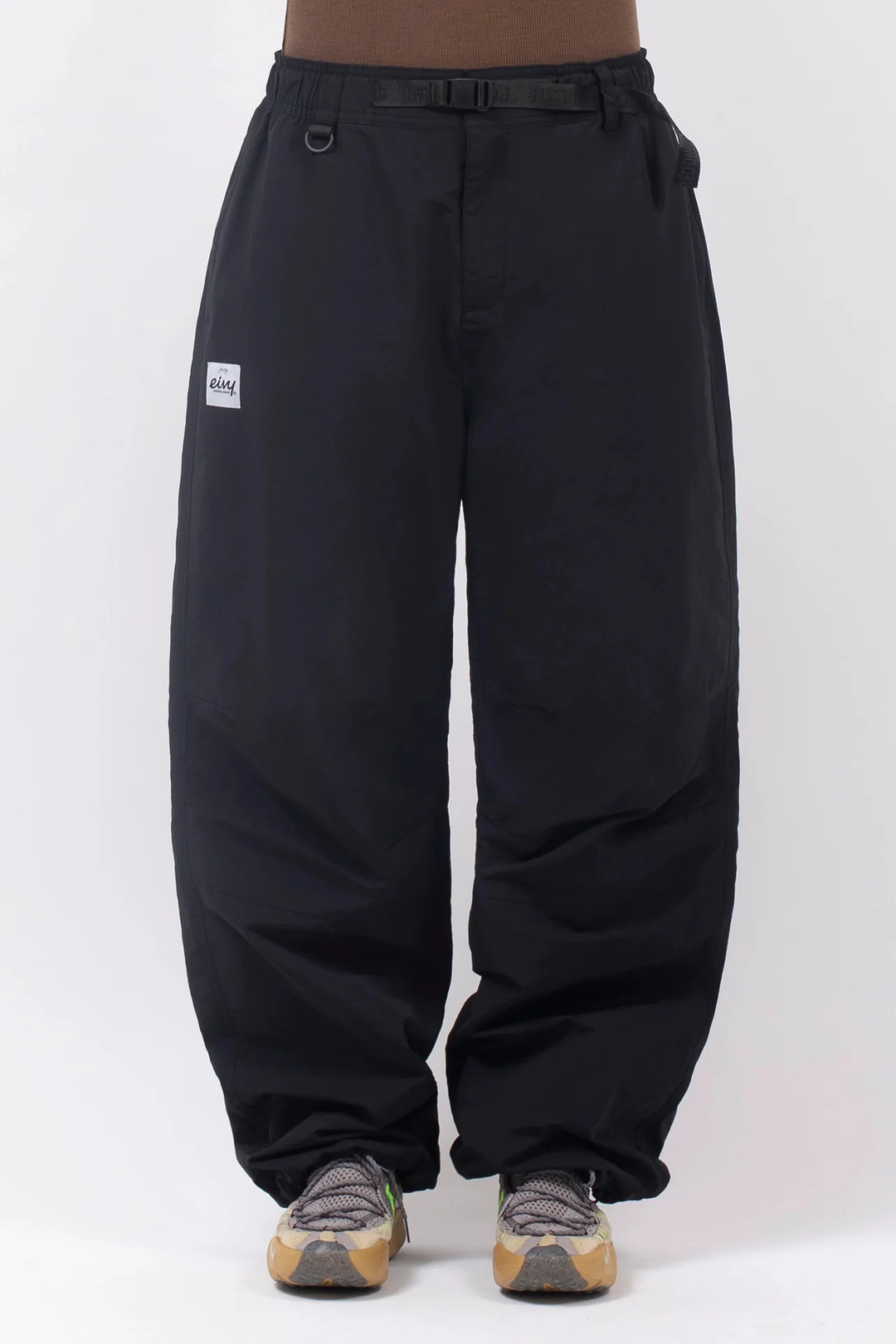 OVERSIZED OUTDOOR PANTS