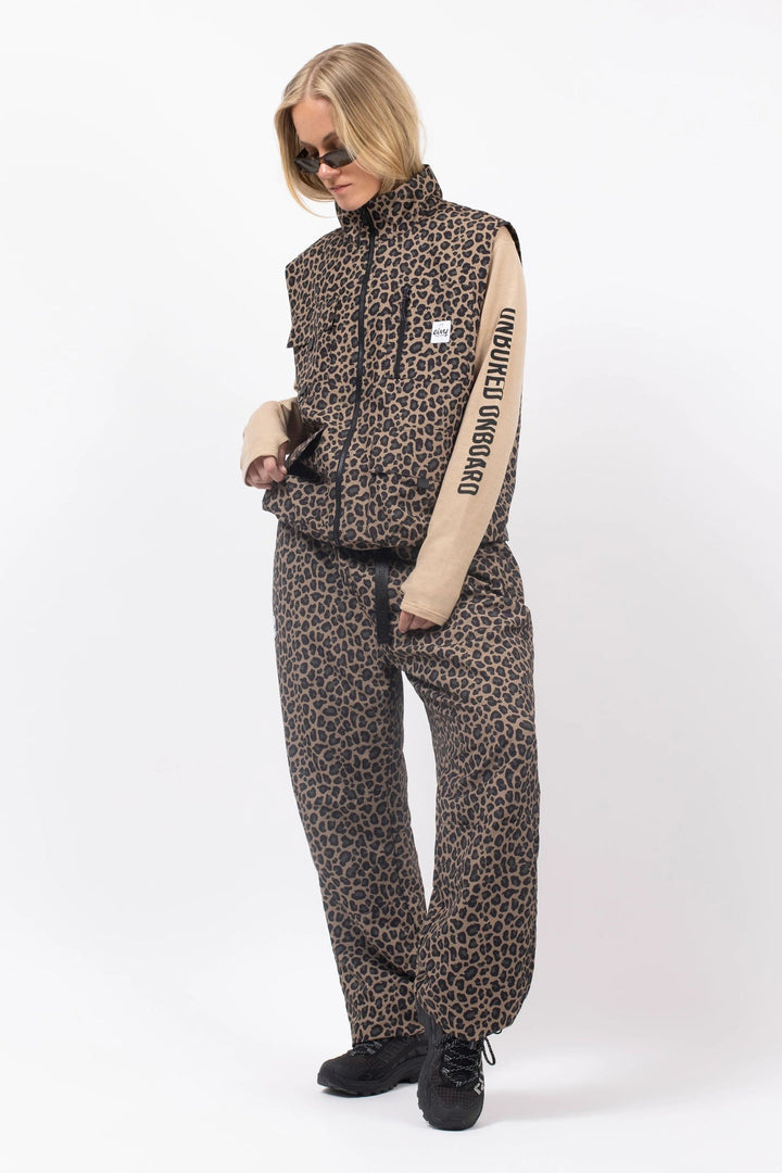 OVERSIZED OUTDOOR PANTS