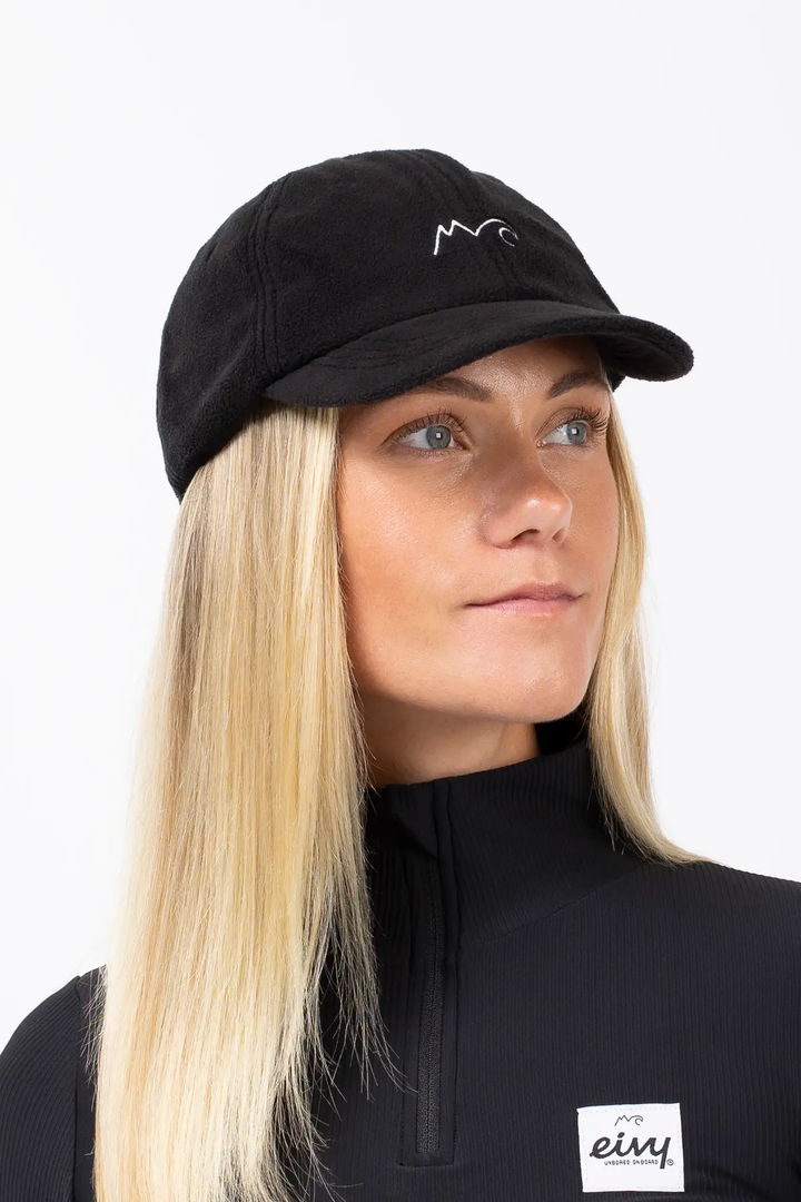 GORRA DE POLAR CORTA