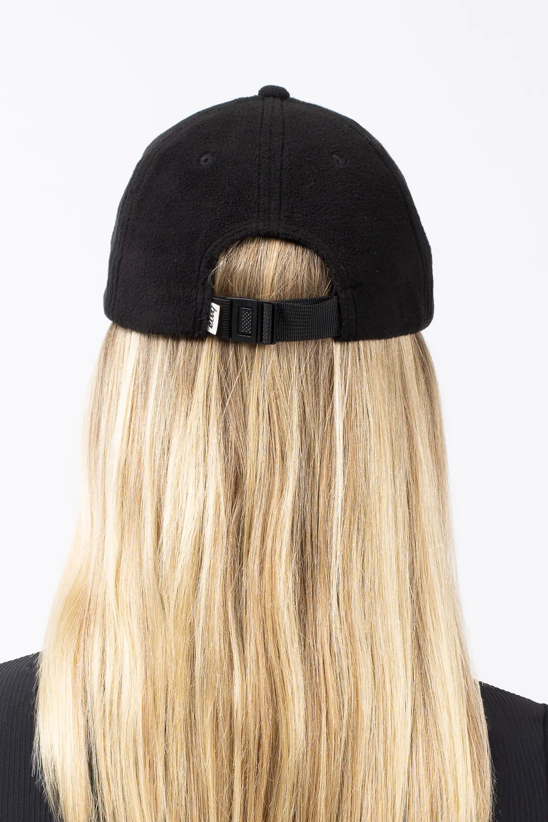 GORRA DE POLAR CORTA
