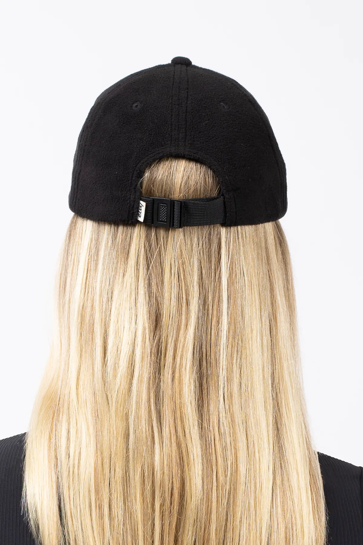 GORRA DE POLAR CORTA