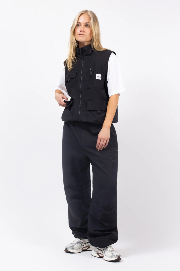 OVERSIZED OUTDOOR PANTS