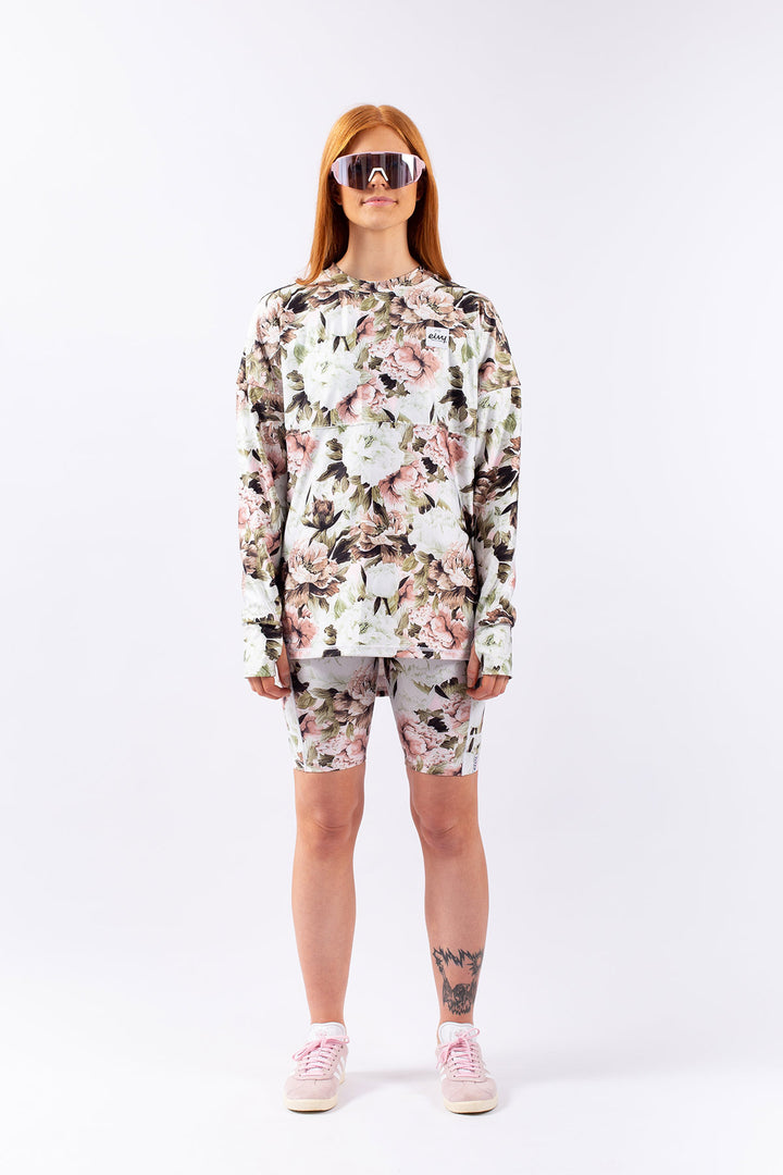 VENTURE TOP