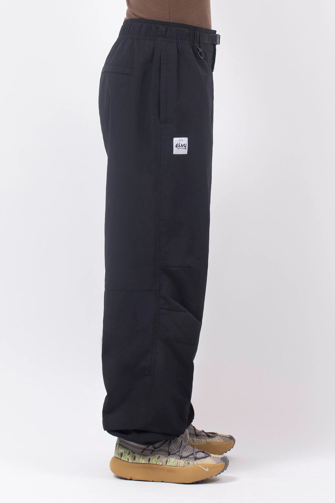 OVERSIZED OUTDOOR PANTS